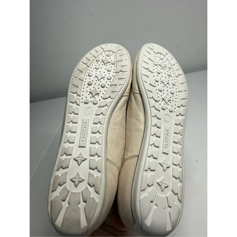 Rare Geox Leather Women’s Sneakers White Green Silver Size 10,5